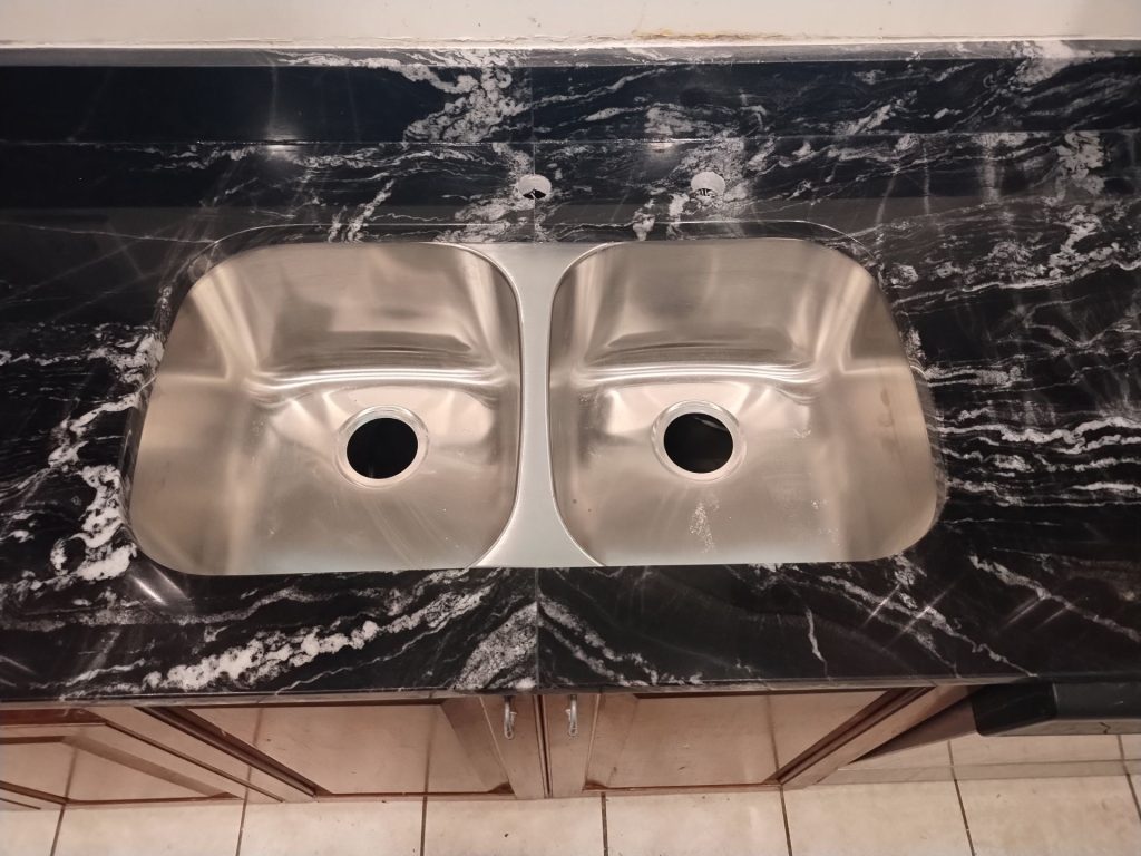 Silver Waves Silver Waves