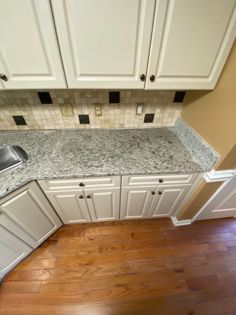 Dallas White countertops Savannah